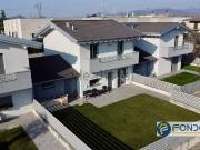 Case e ville in vendita di 161 m² in Via Roma