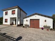 Case e ville in vendita di 162 m² in Via Cesare Battisti