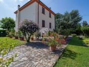 Case e ville in vendita di 164 m² in Strada Eja