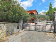 Case e ville in vendita di 164 m² in Via Marzabotto, 11