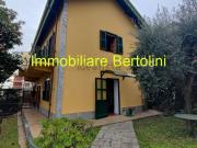 Case e ville in vendita di 165 m² in Via Duca degli Abruzzi