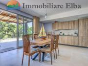 Case e ville in vendita di 165 m² in Via Molino