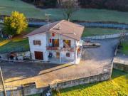 Case e ville in vendita di 166 m² in Via dei Biancospini, 35