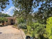 Case e ville in vendita di 166 m² in Via Montevecchio