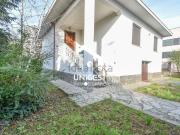 Case e ville in vendita di 167 m² in Via Carlo Cattaneo