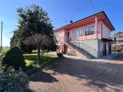 Case e ville in vendita di 168 m² in Via Monte Grappa, 70