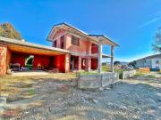 Villetta bifamiliare in vendita di 168 m² in Via Europa, 19