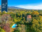 Case e ville in vendita di 1700 m²