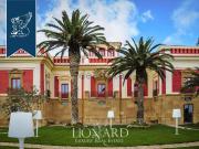 Case e ville in vendita di 1700 m²