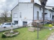 Case e ville in vendita di 170 m² in Via Flaminia