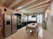 Case e ville in vendita di 170 m² in Via Monfalcone, 100