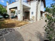 Case e ville in vendita di 170 m² in Via Verbena