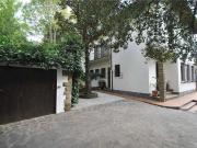Case e ville in vendita di 172 m² in Via Lazzaro...