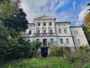 Case e ville in vendita di 172 m² in Via Udine, 127