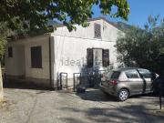 Case e ville in vendita di 173 m² in Via Roccazzo, 40