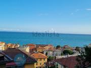 Case e ville in vendita di 176 m² in Via Giovanni Bonfante