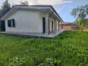 Case e ville in vendita di 176 m² in Via Regina Pacis