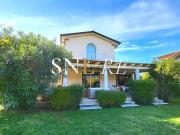 Case e ville in vendita di 178 m² in Via Salvador Allende