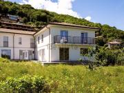 Case e ville in vendita di 178 m² in Via Vianelle