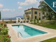 Case e ville in vendita di 1800 m² in Via Vecchia...