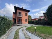 Case e ville in vendita di 180 m²