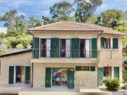 Case e ville in vendita di 180 m²