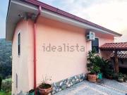 Case e ville in vendita di 180 m² in Località Salineto