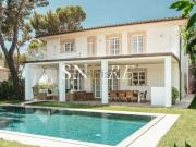 Case e ville in vendita di 180 m² in Via Agnelli