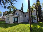 Case e ville in vendita di 180 m² in Via Aquileia, 40