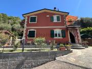 Case e ville in vendita di 180 m² in Via Barletti, 65