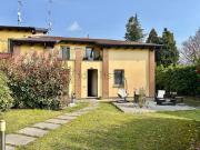 Case e ville in vendita di 180 m² in Via Brianza, 25