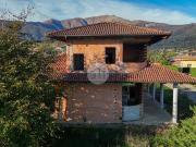 Case e ville in vendita di 180 m² in Via Castello, 11