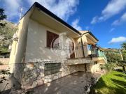 Case e ville in vendita di 180 m² in Via Crafamo