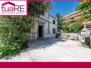 Case e ville in vendita di 180 m² in Via della Camilluccia