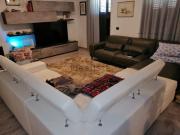 Case e ville in vendita di 180 m² in Via G. Romita