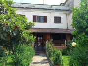 Case e ville in vendita di 180 m² in Via Monte Nero