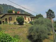 Case e ville in vendita di 180 m² in Via Privata degli...