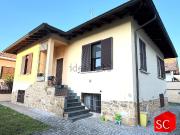 Case e ville in vendita di 180 m² in Via Pusiano, 13