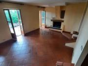 Case e ville in vendita di 180 m² in Via XXV Aprile