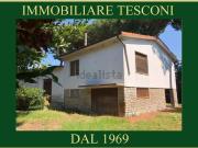 Case e ville in vendita di 182 m² in Via Medaglie d&apos...