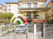 Case e ville in vendita di 183 m² in Via Marco Polo