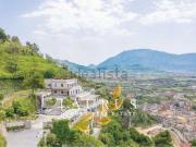 Case e ville in vendita di 1850 m² in Via Gaetano Nunziante