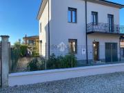 Case e ville in vendita di 185 m² in Via Albonesi, 10