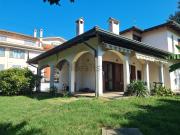 Case e ville in vendita di 264 m² in Via Crivellino, 50