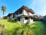 Case e ville in vendita di 185 m² in Via Dante Alighieri