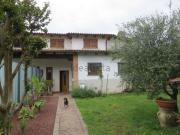 Case e ville in vendita di 185 m² in Via Francesco Petrarca