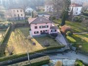 Case e ville in vendita di 186 m² in Via A. Bianchi, 19