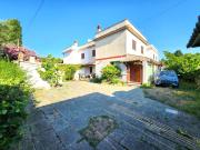 Case e ville in vendita di 187 m² in Via Gaspare Scuderi