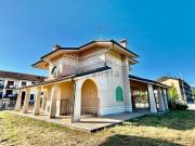 Case e ville in vendita di 188 m² in Via Bossea