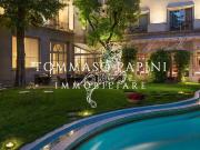 Case e ville in vendita di 1900 m² in Via Bolognese, 22